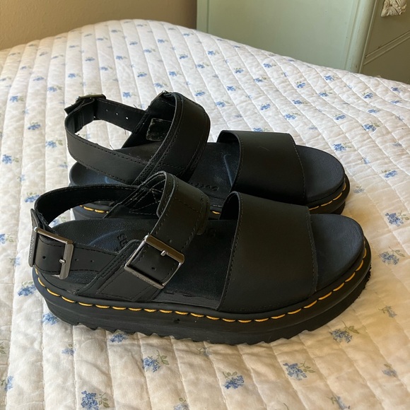 Dr. Martens Voss sandal 🥰 - Picture 5 of 10